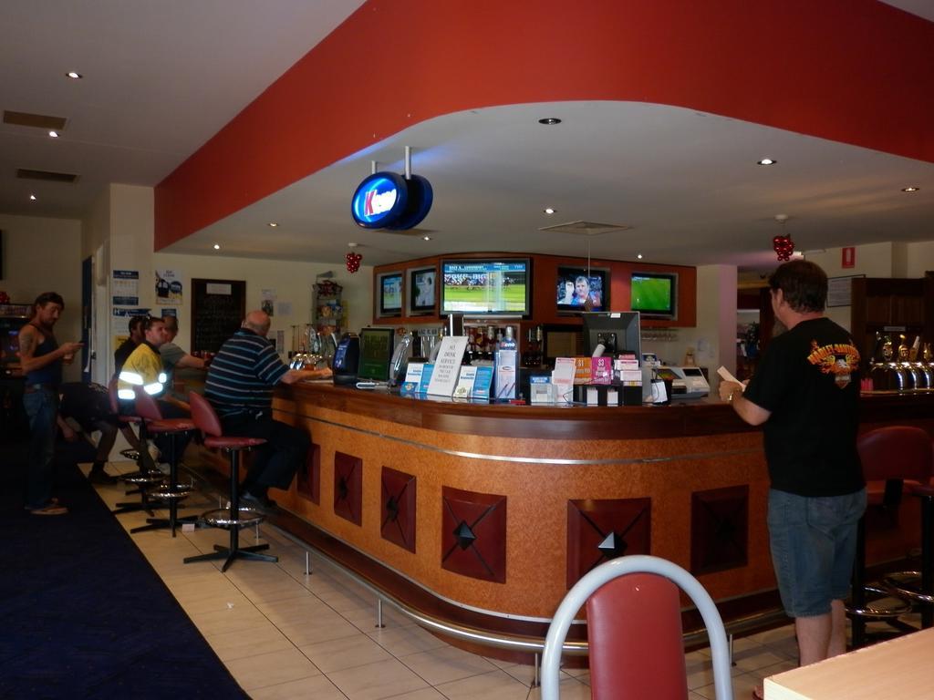 New Whyalla Hotel 외부 사진